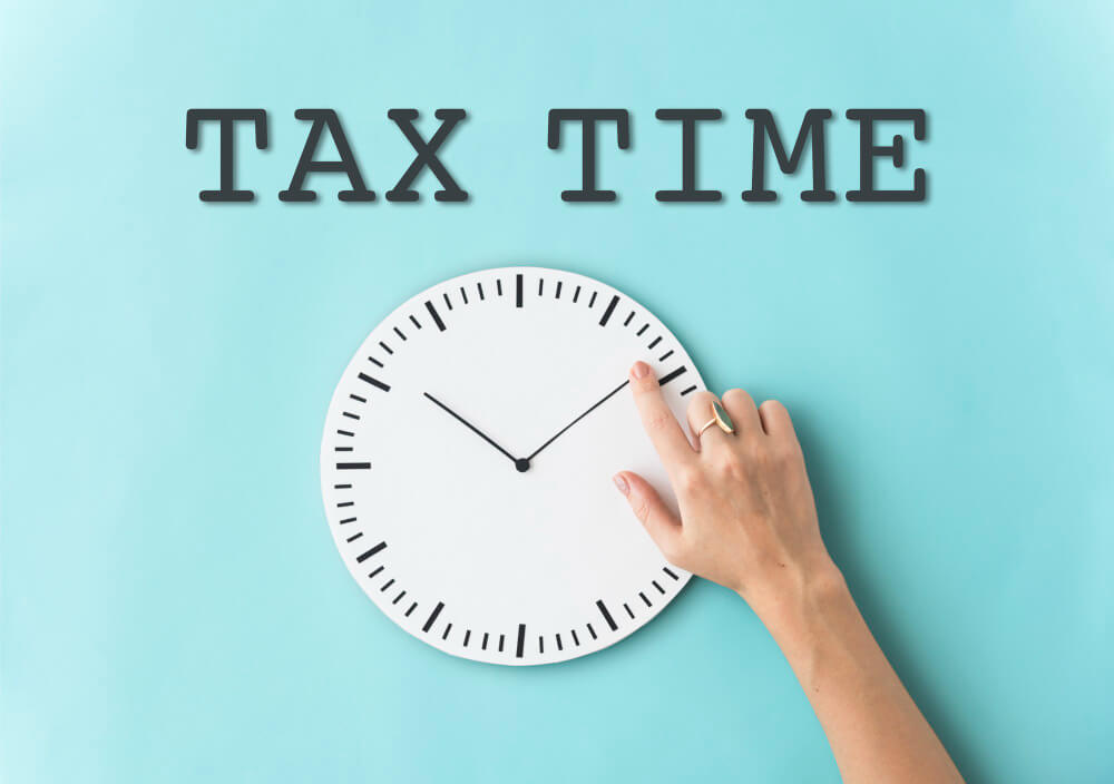 Best Crypto Tax Software time reminder concept